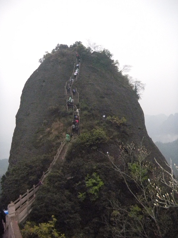 巍峨的崀山风景